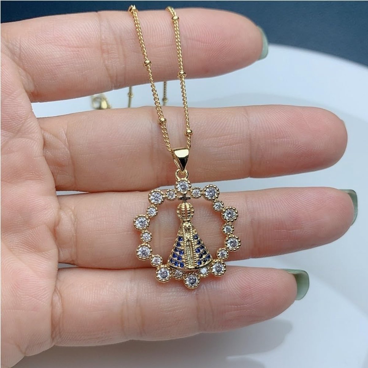 Medaille Virgen De La Caridad Del Cobre Amulet Ketting,Wonderbaarlijke Medaillon Maagd Maria Strass Cirkel Munt Ketting