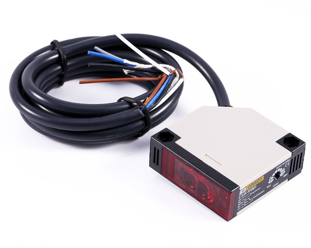 SnelShoppen - Photoelectric Switch Sensor, Reflectieve Proximity Sensor 90-250VAC 3A 5M E3JK-R4M1, Hoge Precisie, Duurzaam en Multifunctioneel