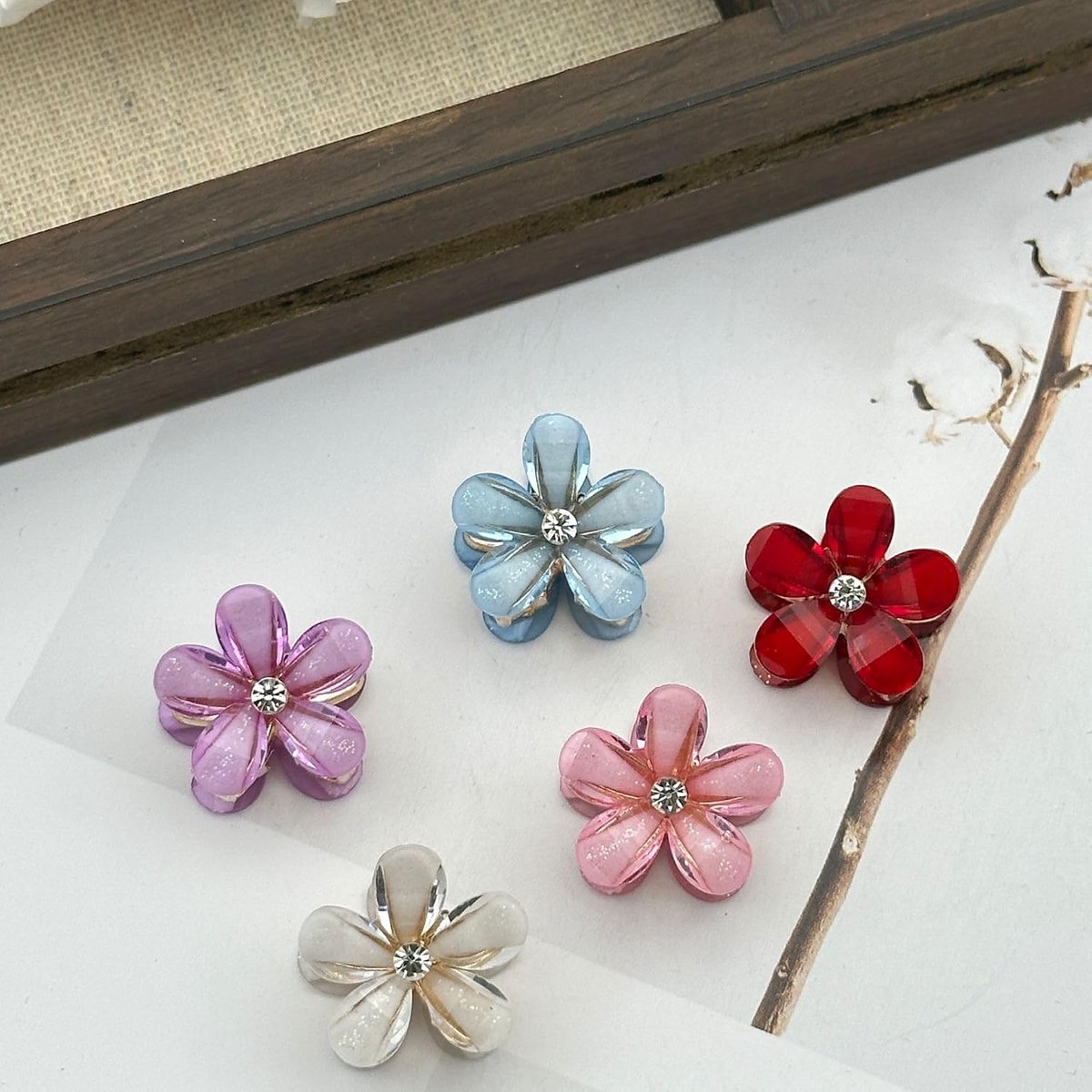 SnelShoppen - Mini Haar Clips 5 Stuks Bloemen Haaraccessoires voor Vrouwen Meisjes Kleurige Haar Klemmen voor Bruiloft Feest Communie Beige Rood Paars