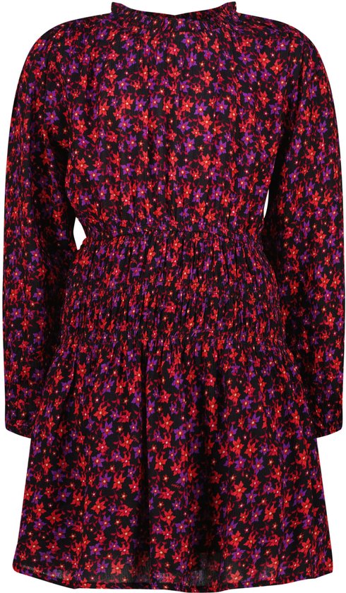 Voorkant van zwarte jurk met rode en paarse bloemenprint, lange mouwen, gesmokte taille en opstaande kraag.