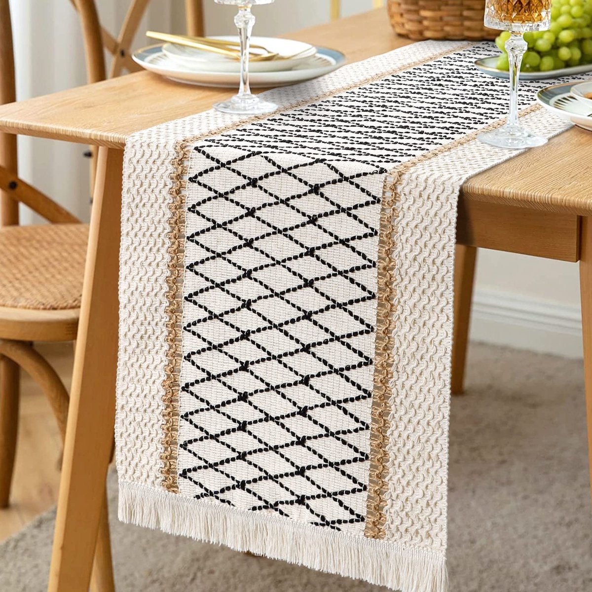 Solidchoice - Boho Macrame Tafelrunner met Franje