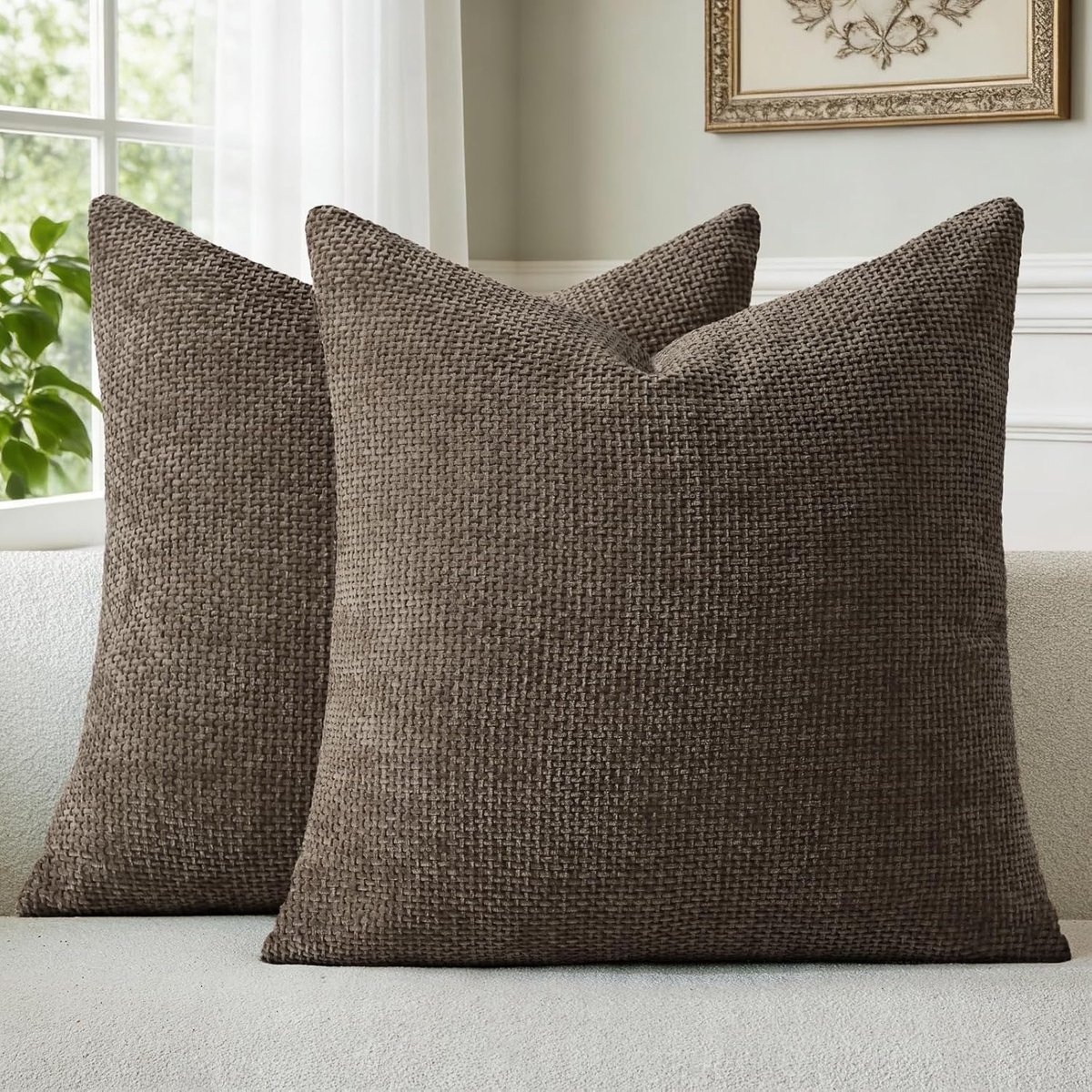 Kussenhoezen 50 x 50 cm - Donkerbruin Chenille - Set van 2 - Zacht en knuffelig voor je interieur - SnelShoppen