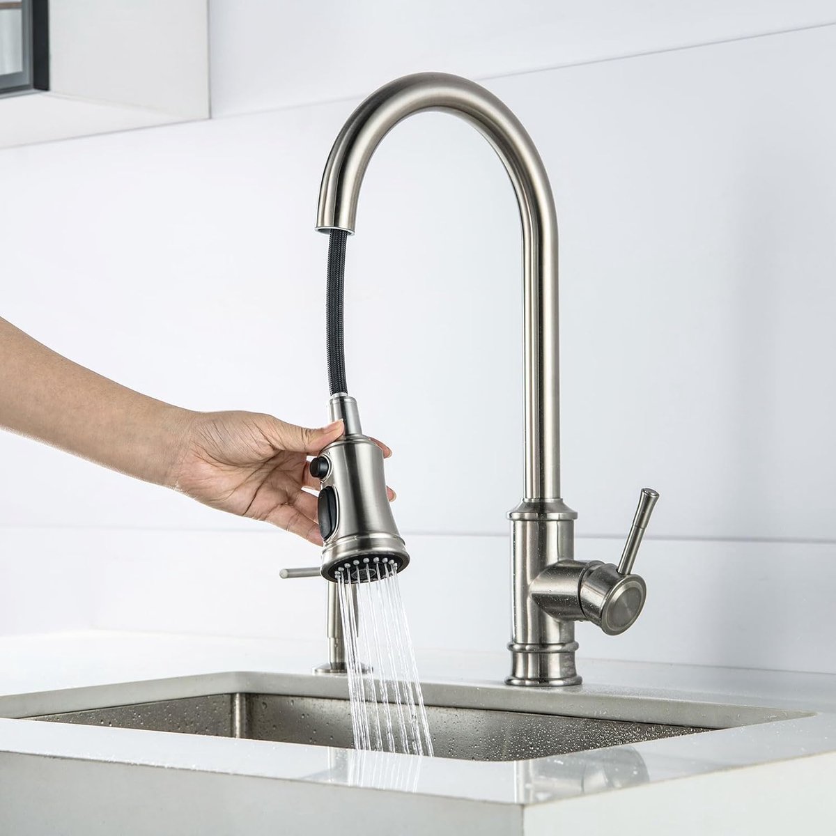 Keukenkraan 68008 - Rvs - Modern design - Eenvoudig te installeren - ShopVlot