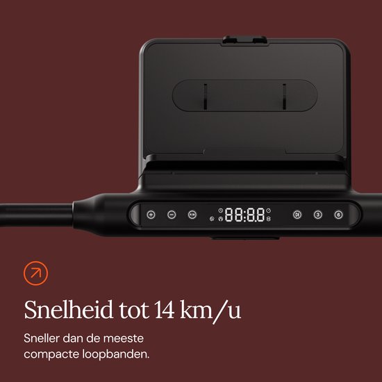 Close-up van het display van de zwarte loopband met snelheid tot 14 km/u.