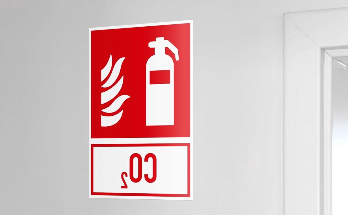 Brandblusser Sticker - Veiligheidssticker CO2 - Brandbeveiliging Aangeven - ISO 7010 Norm - 20x30 cm - Multicolor