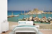 Behang - Fotobehang uitzicht over de haven van de Oude stad van Rhodos - Breedte 390 cm x hoogte 260 cm