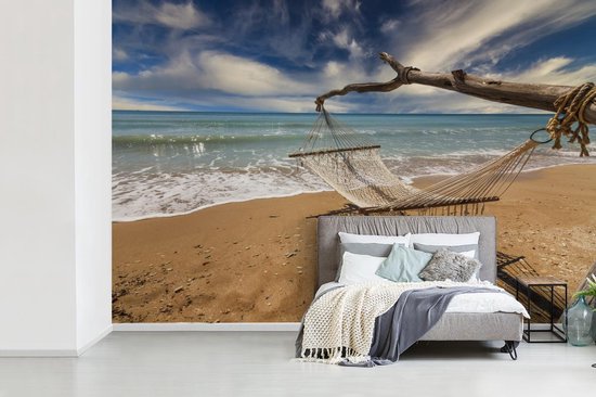 Papier peint Papier peint photo en vinyle - Hamac sur la côte de la mer largeur 450 cm x hauteur 300 cm - Tirage photo sur papier peint (disponible en 7 tailles) / Mer et plage