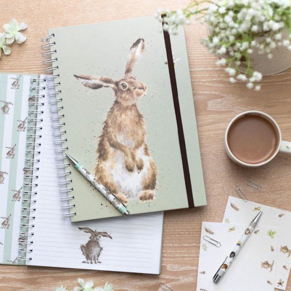 Notitieboek - Hare and the Bee A4