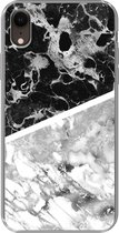 Geschikt voor iPhone XR hoesje - Marmer print - Zwart - Wit - Luxe - Siliconen Telefoonhoesje