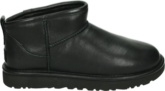 UGG CLASSIC ULTRA MINI LEATHER W - Volwassenen Gevoerde laarzen - Kleur:  Zwart - Maat: 40 | bol.com