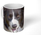 Mok - Een border collie in het gele gras - 350 ML - Beker