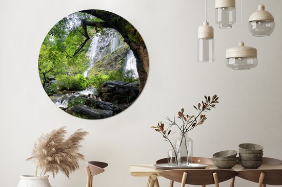 WallCircle - Wall Circle - Wall Circle - Beaucoup de végétation autour d'une cascade abrupte du Parc National de Klong Lan - Aluminium - Dibond - 120x120 cm - Intérieur et Extérieur XXL
