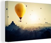 Canvas Schilderij Luchtballon - Mist - Myanmar - 30x20 cm - Wanddecoratie