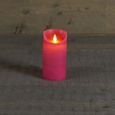 1x Fuchsia roze LED kaarsen / stompkaarsen 15 cm - Luxe kaarsen op batterijen met bewegende vlam