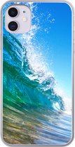Geschikt voor iPhone 11 hoesje - Een close-up van een golf die breekt voor de kust van Hawaii - Siliconen Telefoonhoesje