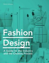 Boek cover Fashion Design van Denis Antoine