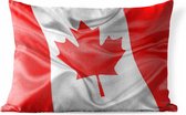 Sierkussen Vlaggen voor buiten - Close-up van de vlag van Canada - 50x30 cm - rechthoekig weerbestendig tuinkussen / tuinmeubelkussen van polyester