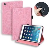 Voor iPad 4 & 3 & 2 Kalfspatroon Dubbel opvouwbaar ontwerp Reliëf lederen tas met houder & kaartsleuven & pennensleuf & elastische band (roze)