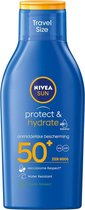 NIVEA SUN Protect & Hydrate Zonnemelk Travelsize - SPF 50 - Oceaanvriendelijk - Waterbestendig - 100 ml