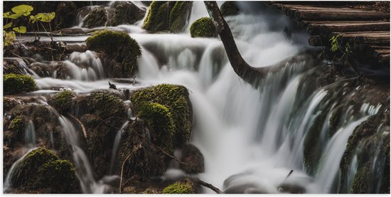 WallClassics - Poster (Matte) - Chutes d'eau sous le pont - 100x50 cm Photo sur Papier Poster avec un aspect Mat