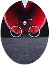WallClassics - Dibond Ovaal - Wielrenfiets voor Tunnel geparkeerd - 51x68 cm Foto op Ovaal (Met Ophangsysteem)