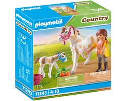 foto van PLAYMOBIL Country Paard met veulen - 71243
