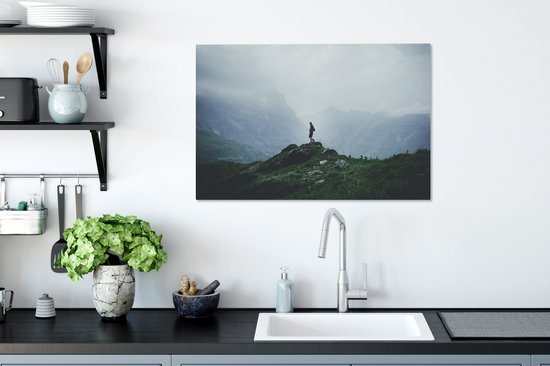 Tableau sur toile Randonneur solitaire dans les Alpes suisses - 90x60 cm - Décoration murale