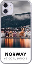 Geschikt voor iPhone 11 hoesje - Noorwegen - Scandinavië - Bergen - Winter - Siliconen Telefoonhoesje