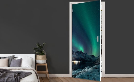 Sticker pour porte Aurores Boréales - Berg - Neige - Vert - Ciel étoilé - Hiver - 90x205 cm - Door Poster