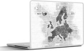 Laptop sticker - 17.3 inch - Europakaart op krantenpapier - zwart wit - 40x30cm - Laptopstickers - Laptop skin - Cover