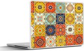 Laptop sticker - 11.6 inch - Vintage - Bloemen - Patroon - Wit - Oranje - 30x21cm - Laptopstickers - Laptop skin - Cover