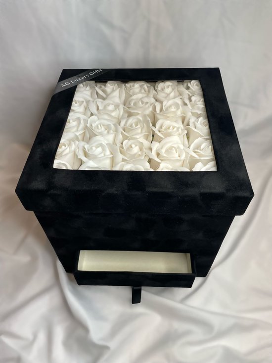 AG Luxurygifts Velvet Flowerbox - Boîte de roses - Saint Valentin - Coffret cadeau - Velours - Noir - Blanc - Roses - Roses de savon - Fête des mères