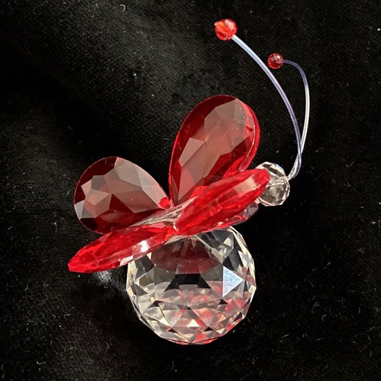 verre cristal mini papillon rouge 5x5x4cm fait main, véritable artisanat.