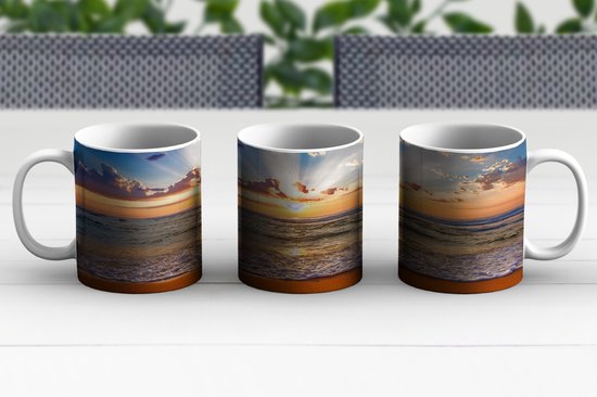Mug - Mug à café - Plage - Coucher de soleil - Mer - Nuages - Horizon - Mugs - 350 ML - Tasse - Tasses à café - Mug à thé - Décoration Sinterklaas - Cadeaux pour enfants - Chaussures cadeaux Sinterklaas