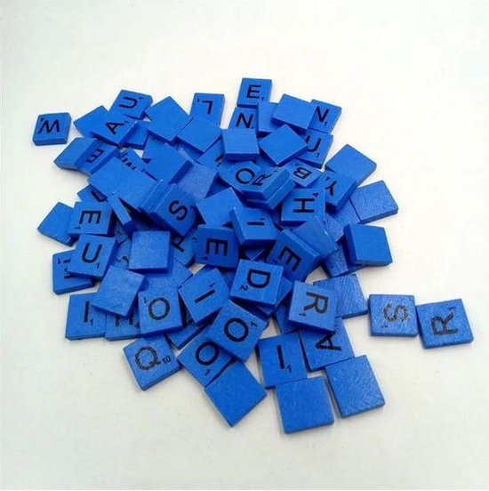Afbeelding van het spel 100 stuks houten Scrabble letters blauw