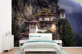 Papier peint photo peint vinyle - Temple bouddhiste sur la montagne au Bhoutan largeur 450 cm x hauteur 300 cm - Tirage photo sur papier peint (disponible en 7 tailles)