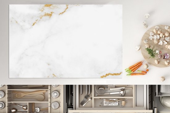 KitchenYeah® Inductie beschermer 80.2x52.2 cm - Marmer print - Goud - Wit - Luxe - Kookplaataccessoires - Afdekplaat voor kookplaat - Inductiebeschermer - Inductiemat - Inductieplaat mat