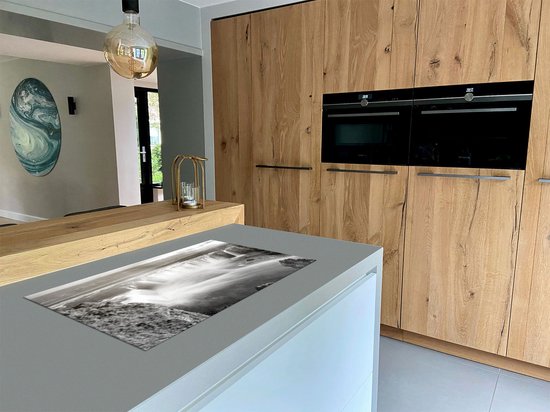 Chefcare Inductie Beschermer Watervallen in IJsland - Zwart Wit - 95x50 cm - Afdekplaat Inductie - Kookplaat Beschermer - Inductie Mat