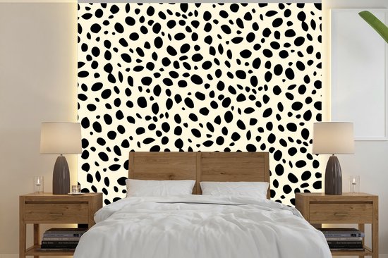 Behang - Fotobehang Dierenprint - Stippen - Panter - Breedte 280 cm x hoogte 280 cm