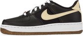 Nike Air Force 1 LV8 black/solar flare maat 32