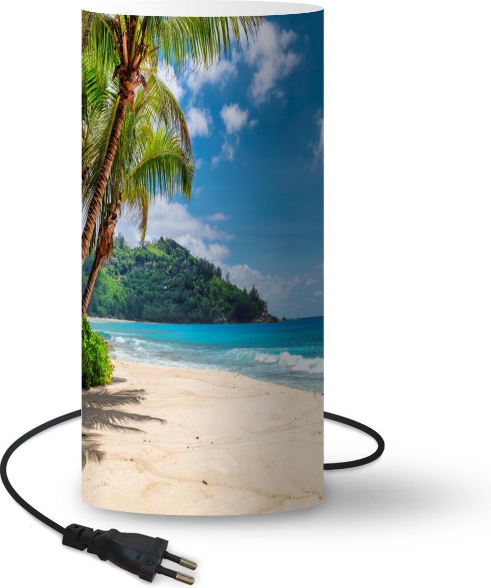 Lamp - Nachtlampje - Tafellamp slaapkamer - Strand - Zee - Eiland - Vakantie - 54 cm hoog - Ø24.8 cm - Inclusief LED lamp