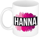 Hanna naam cadeau mok / beker met roze verfstrepen - Cadeau collega/ moederdag/ verjaardag of als persoonlijke mok werknemers
