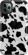 iPhone 11 Pro Hoesje - Dubbele Bescherming - Zacht + Hard Hoesje - Met Dierenprint - Koeien Patroon - Zwart