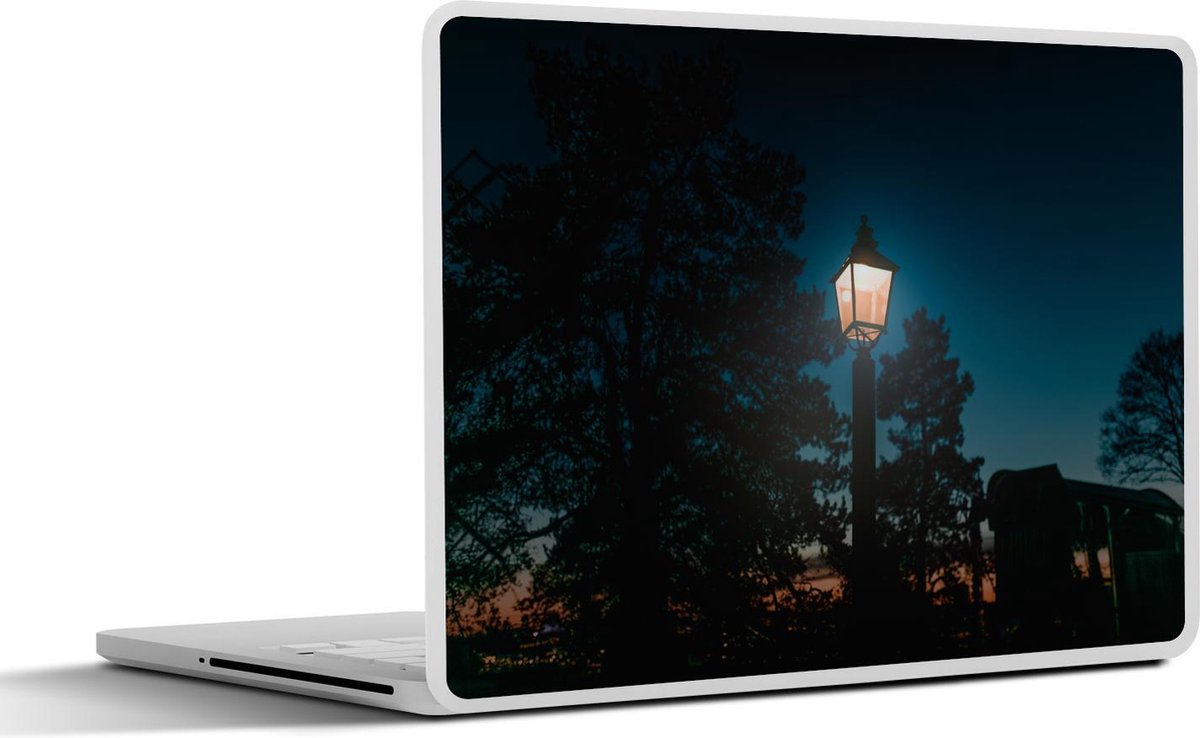 Afbeelding van product SleevesAndCases  Laptop sticker - 17.3 inch - Zweden - Licht - Nacht