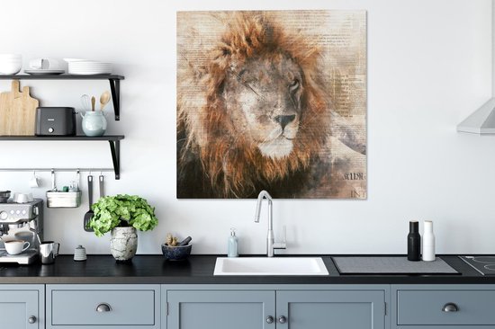 Canvas Schilderij Leeuw - Krant - Kleuren - 90x90 cm - Wanddecoratie