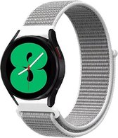Strap-it Watch 4 & Watch 5 bandje - Samsung Galaxy Watch 4 - 40mm nylon band - zeeschelp - Geschikt voor Samsung Galaxy Watch 5 Pro – 44mm – 40mm & Galaxy Watch 4 40mm, 44mm & Gala