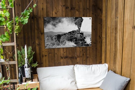Posters de jardin Une ancienne locomotive à vapeur - noir et blanc - 90x60 cm