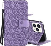 Geperst afdrukken rotan bloemenpatroon horizontale flip PU lederen tas met houder & kaartsleuven & portemonnee & fotolijst voor iPhone 13 Pro Max (paars)