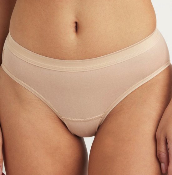 Nude/beige slip van Ten Cate met brede elastische tailleband.