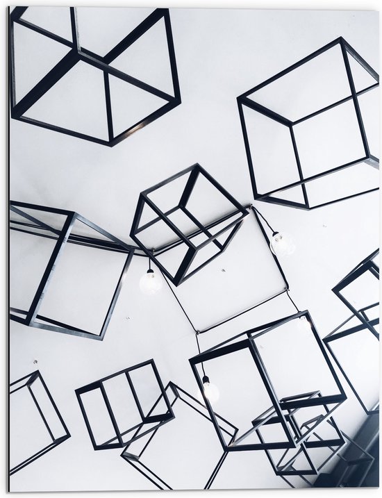 Dibond - Geometrisch Vliegend door Witte Omgeving - 60x80 cm Foto op Aluminium (Wanddecoratie van metaal)